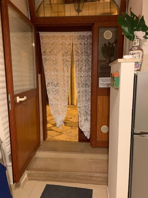 Appartamento Charming Old Town House Bari Esterno foto